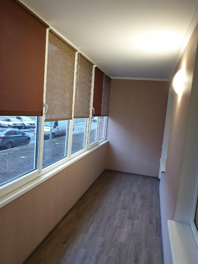 Apartment On Kravchuka, 11B ルーツィク エクステリア 写真