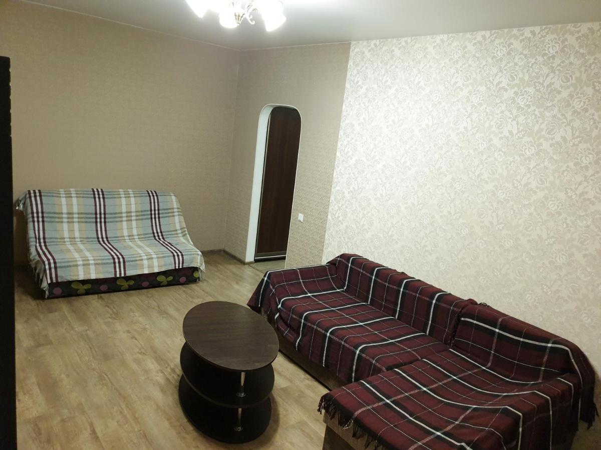 Apartment On Kravchuka, 11B ルーツィク エクステリア 写真